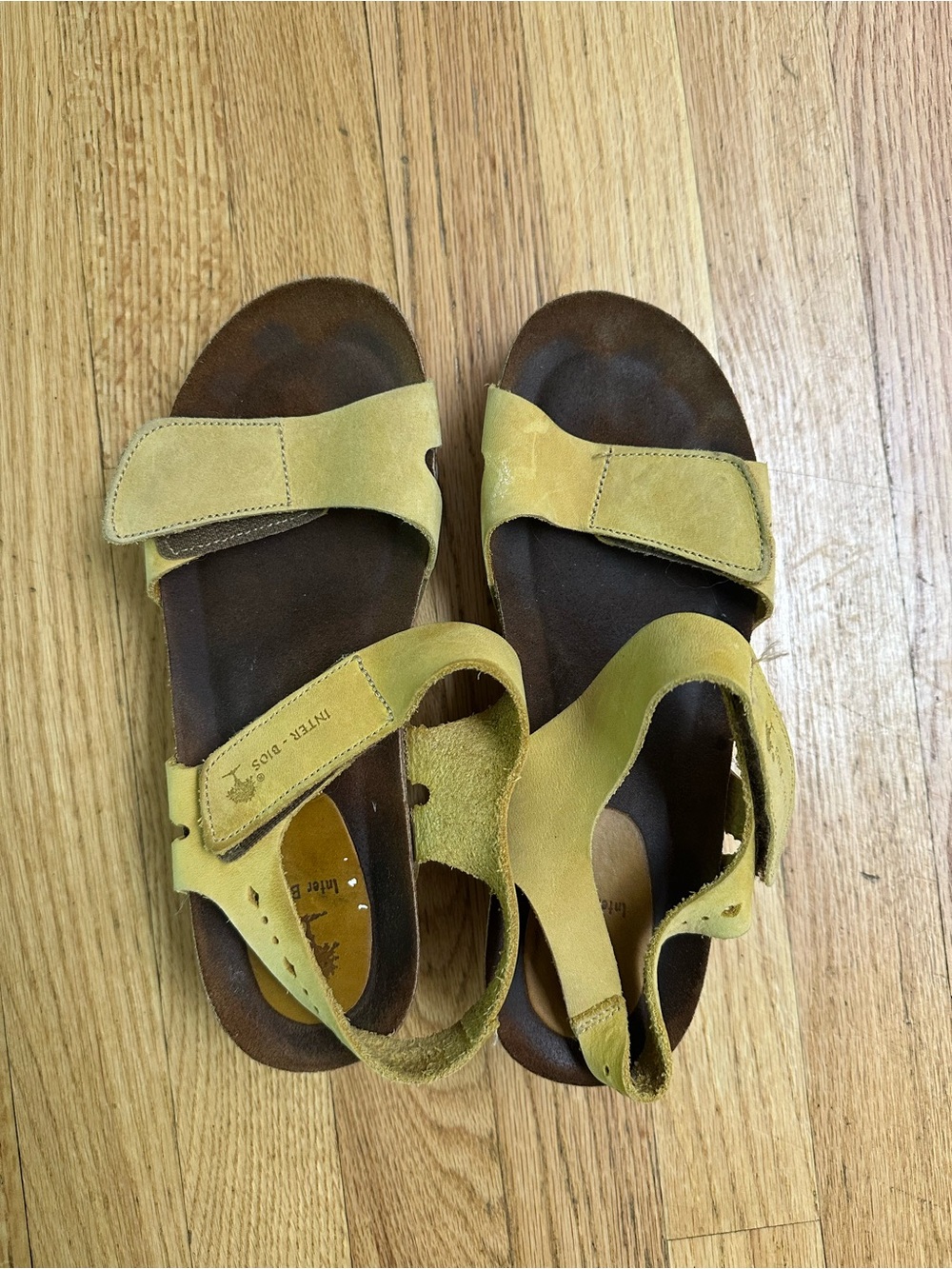 Kids Yellow Suede Adjustable Strap Sandals